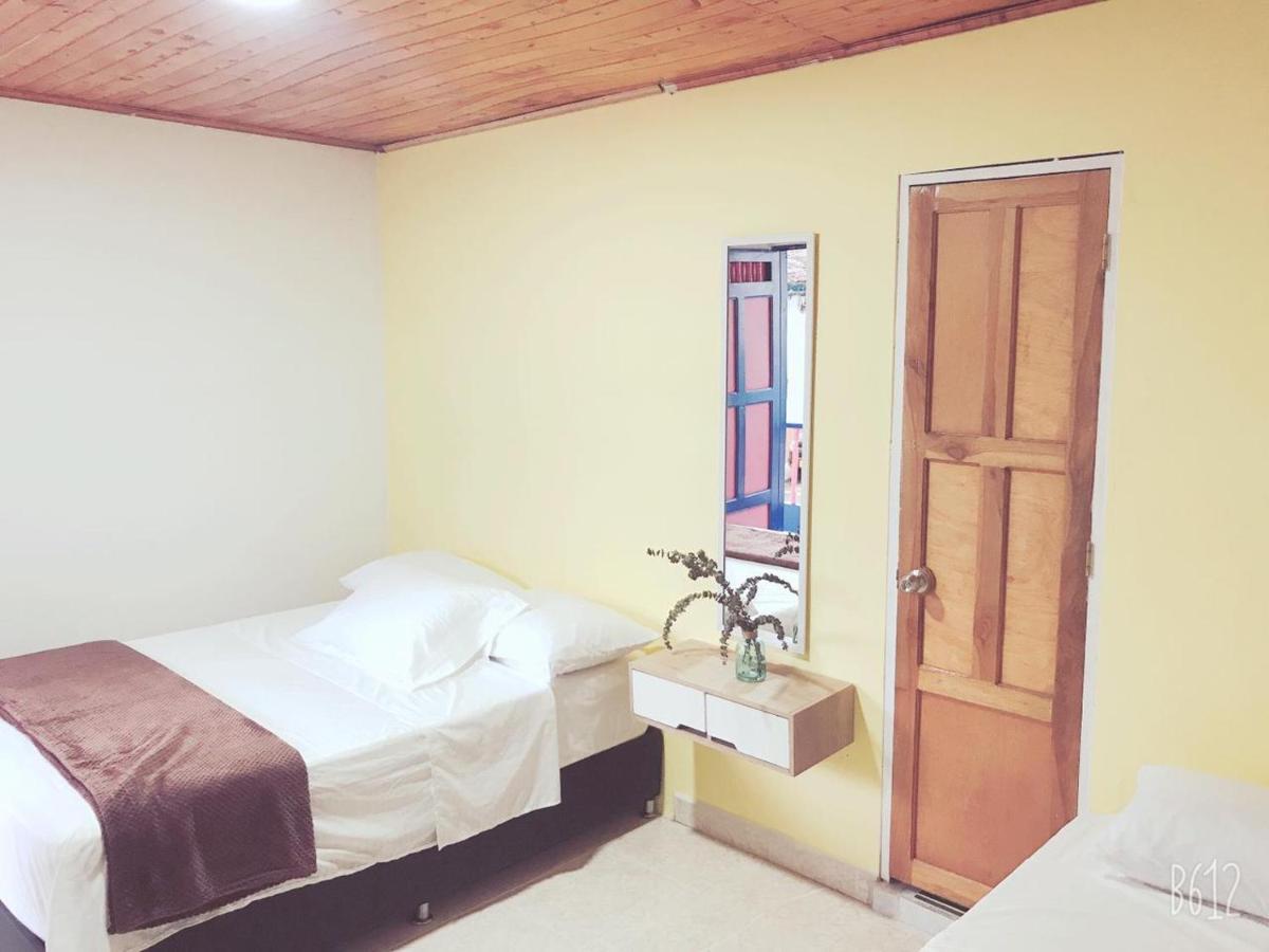Hospedaje Casa Rosa Jardin Ngoại thất bức ảnh